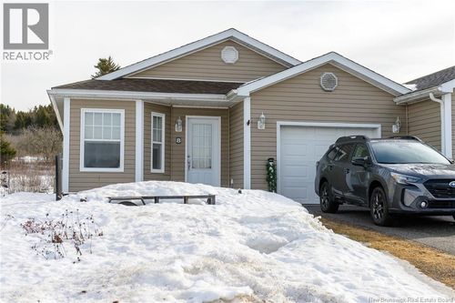 8 Bernice Crt, Saint John, NB, E2J0J1 | Card Image