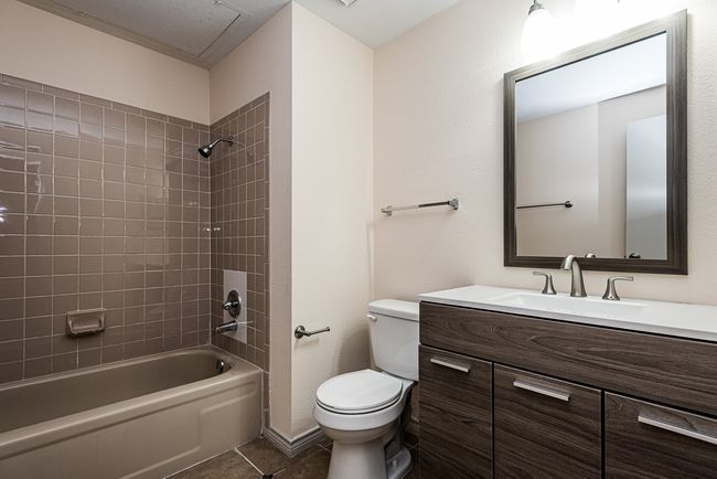Guest Bath | Image 22