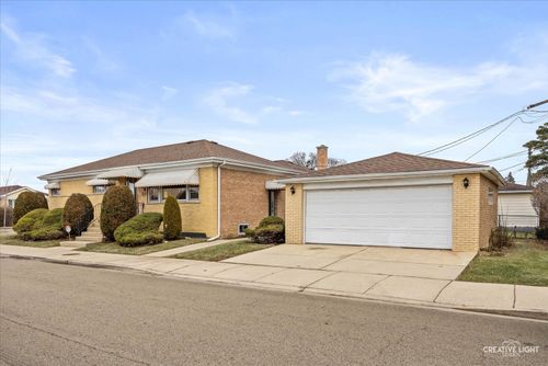 7657 W Gunnison St, Norridge, IL, 60706-3301 | Card Image