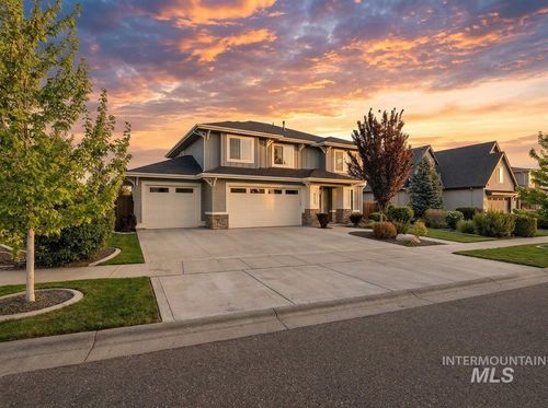 5986 N Vicenza Ave, Meridian, ID, 83646-6807 | Card Image