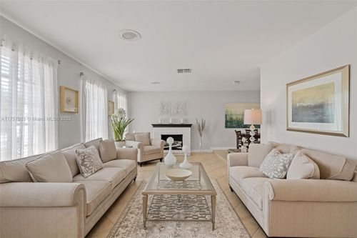 6311 Sw 93rd Ct, Miami, FL, 33173-2317 | Card Image