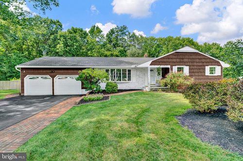 33 Galston Dr, PRINCETON JUNCTION, NJ, 08550-3241 | Card Image