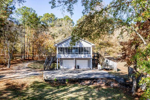 462 Rockville Springs Dr, Eatonton, GA, 31024-8282 | Card Image