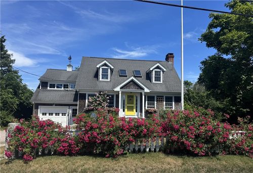 498 Beach Road, Charlestown, RI, 02813 | Card Image