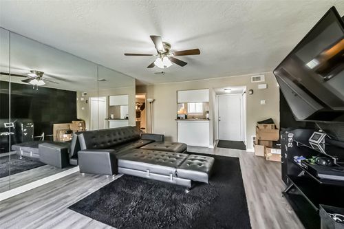 215-15919 Golf Club Dr, Crosby, TX, 77532-5436 | Card Image
