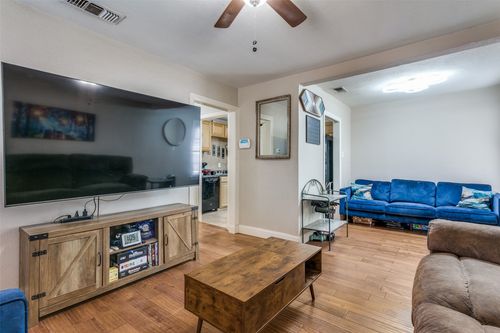 2408 Forest Ave, Fort Worth, TX, 76112-5518 | Card Image