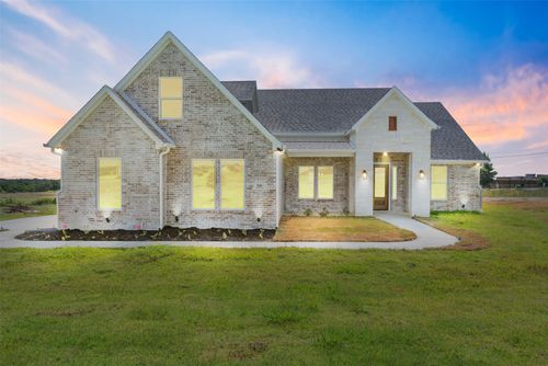 500 Kirkland Ct, Azle, TX, 76020-1789 | Card Image