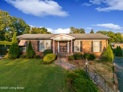 8909 Gonewind Ct, Jeffersontown, KY, 40299-1530 | Card Image