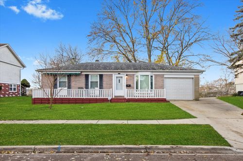 228 Kosan Cir, Streamwood, IL, 60107-1120 | Card Image