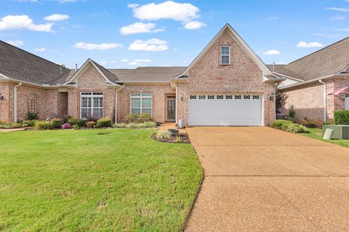 57 Emerald Ridge Cv, Jackson, TN, 38305-1592 | Card Image