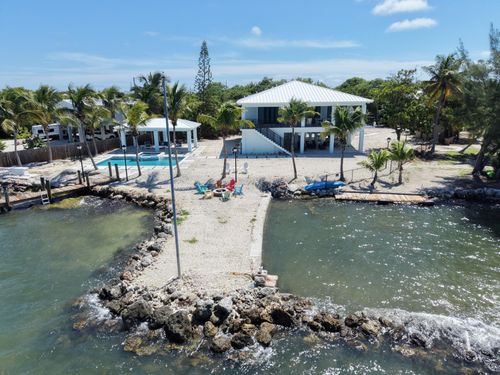 143 Dorsett Dr, Marathon, FL, 33050-6014 | Card Image