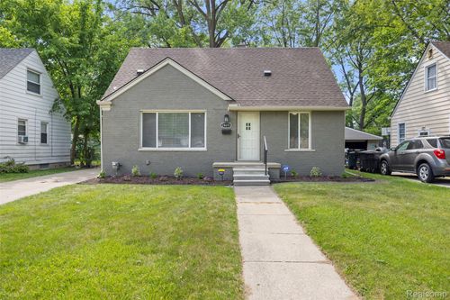 24691 Kipling St, Oak Park, MI, 48237-1405 | Card Image