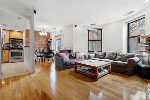 103-79 Gainsborough St, Boston, MA, 02115-6518 | Card Image