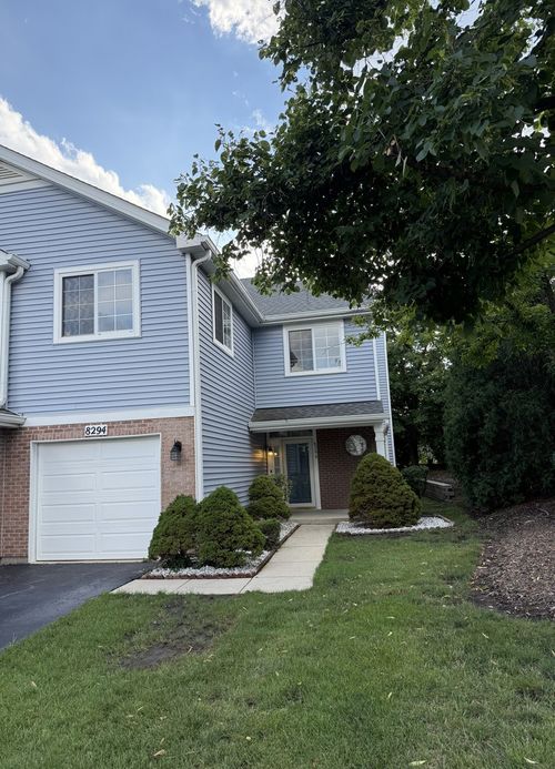 8294 Sweetwater Ct, Darien, IL, 60561-5479 | Card Image