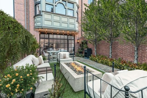 22 Brimmer St, Boston, MA, 02108-1002 | Card Image