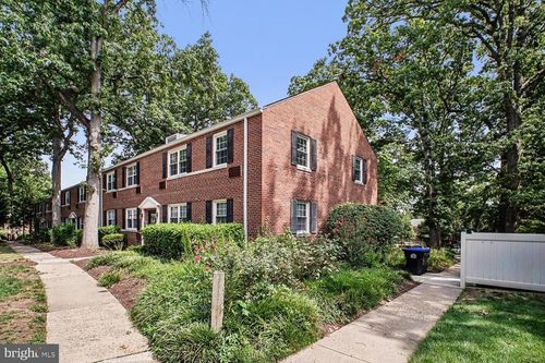2-4312 2nd Rd N, ARLINGTON, VA, 22203-2970 | Card Image