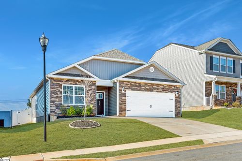 525 Sapling Gap Rd, Greer, SC, 29651-5458 | Card Image