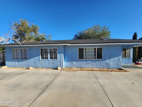 10319 E Avenue R8, Littlerock, CA, 93543-1329 | Card Image