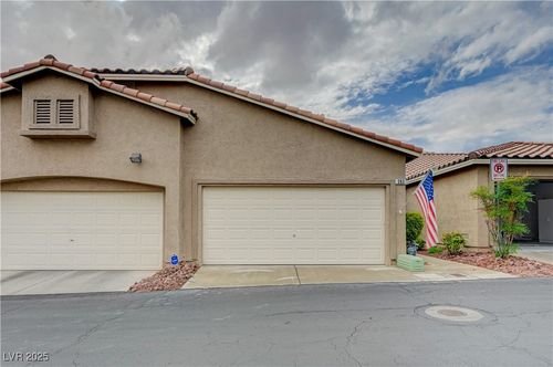 393 Blanca Springs Dr, Henderson, NV, 89014-7602 | Card Image