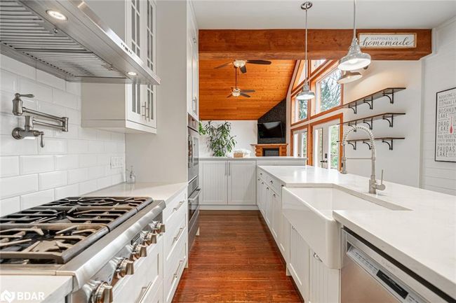 1026 Lancer Lane, House other with 2 bedrooms, 2 bathrooms and 10 parking in Haliburton ON | Image 10