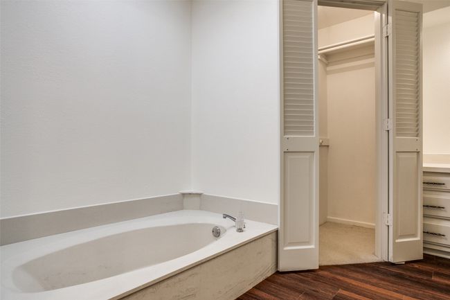 2 Preston Trail Ct, House other with 3 bedrooms, 2 bathrooms and null parking in Pantego TX | Image 18