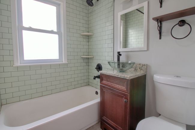 356 E Elza Ave, House other with 3 bedrooms, 1 bathrooms and null parking in Hazel Park MI | Image 20