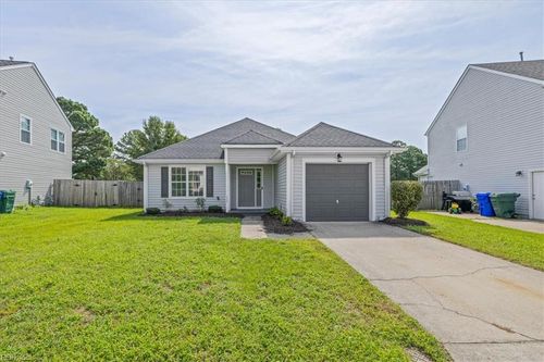 111 Dana Dr, Suffolk, VA, 23434-9168 | Card Image