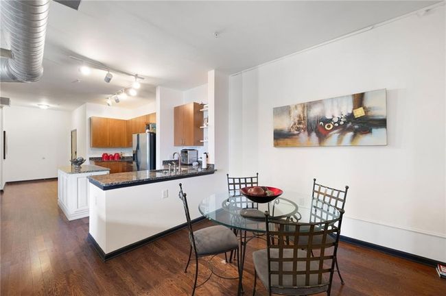 UNIT-2605 - 5300 Peachtree Rd, Condo with 2 bedrooms, 2 bathrooms and 2 parking in Chamblee GA | Image 6