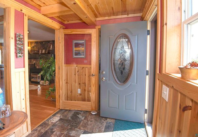 206 N Broadway Ave, House other with 2 bedrooms, 2 bathrooms and null parking in Grand Marais MN | Image 22