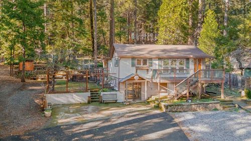 30684 Crag View Dr, Dunsmuir, CA, 96025-2818 | Card Image