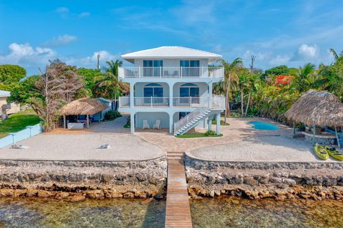 8070 Gulfstream Blvd, Marathon, FL, 33050-2896 | Card Image