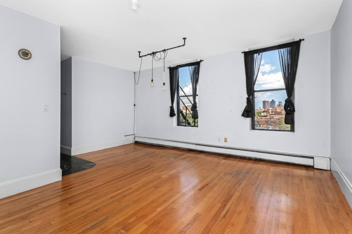 Residential Lease in Boston