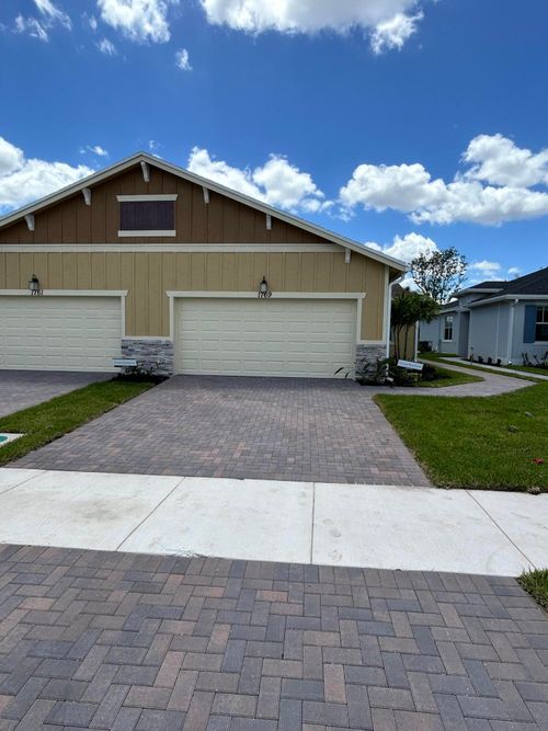 1769 Se Crosswood Way, Port St Lucie, FL, 34984-2324 | Card Image