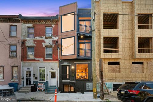 2209 N Franklin St, PHILADELPHIA, PA, 19133-2108 | Card Image