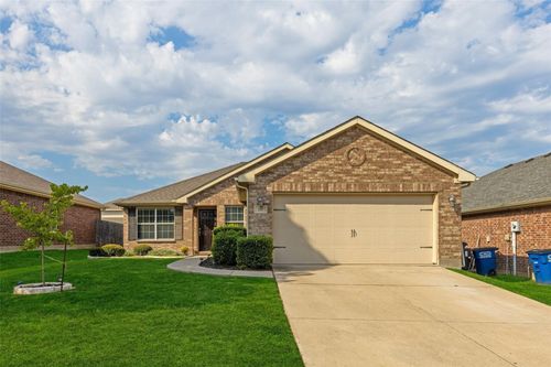 325 Crosscreek Dr, Princeton, TX, 75407-2837 | Card Image
