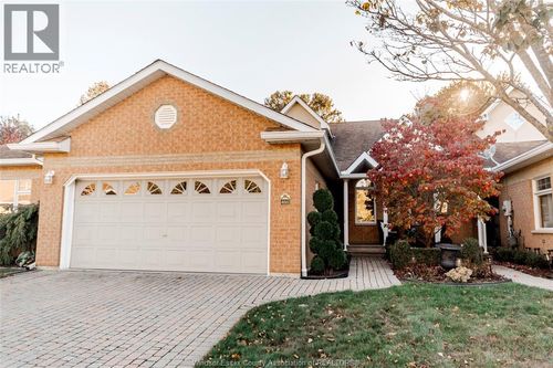 4661 Bradbury Court, Windsor, ON, N9G2M2 | Card Image