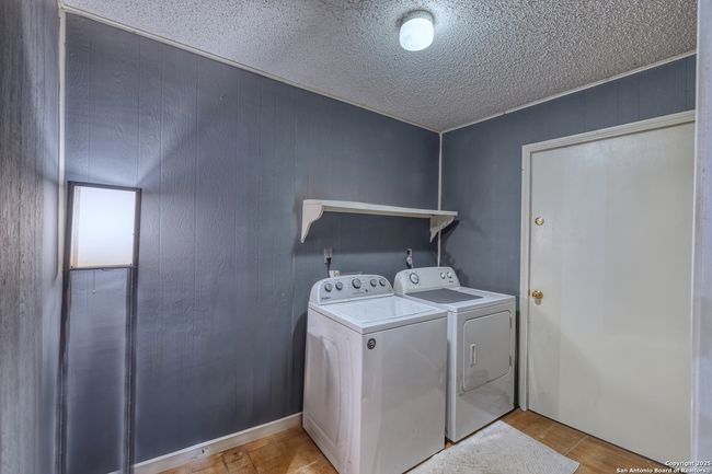 36 Pecan Dr, House other with 3 bedrooms, 3 bathrooms and null parking in Leakey TX | Image 15