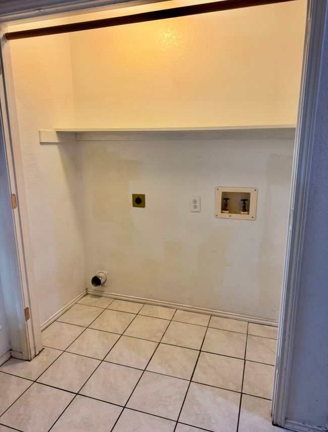 1424 Spicewood Dr, House other with 3 bedrooms, 2 bathrooms and null parking in Mesquite TX | Image 5