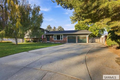 650 Brentwood Cir, Idaho Falls, ID, 83402-2925 | Card Image
