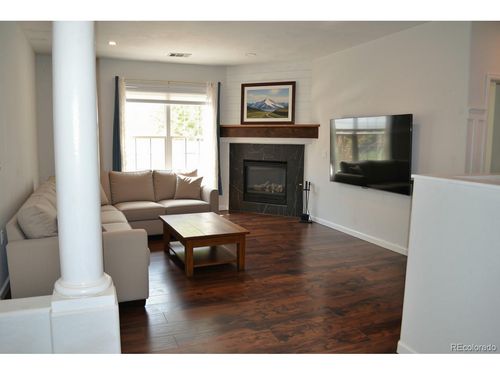 101-4085 S Crystal Cir, Aurora, CO, 80014-7138 | Card Image