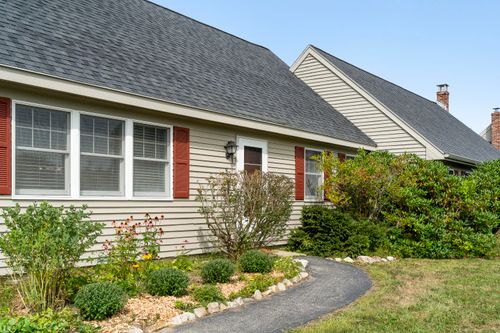 8-8 Riverbend Dr, Yarmouth, ME, 04096-7742 | Card Image