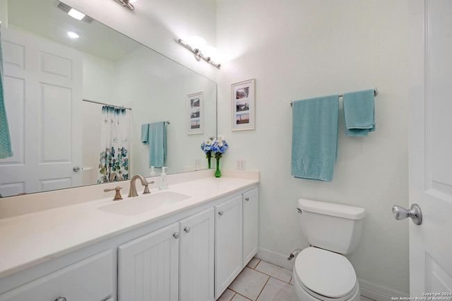 286 Thoroughbred Ln, House other with 3 bedrooms, 2 bathrooms and null parking in Spring Branch TX | Image 21