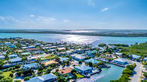 20844 4th Ave W, Cudjoe Key, FL, 33042-4061 | Card Image