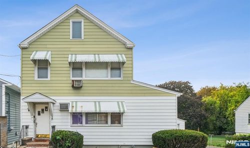 12 Boyd St, Lodi, NJ, 07644-2406 | Card Image