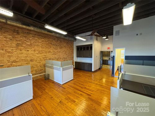 220-222 N Main St, Mooresville, NC, 28115-2528 | Card Image