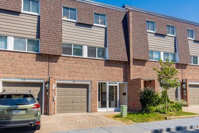 45 - 653 Village Pky, Condo with 3 bedrooms, 3 bathrooms and 2 parking in Unionville ON | Image 1