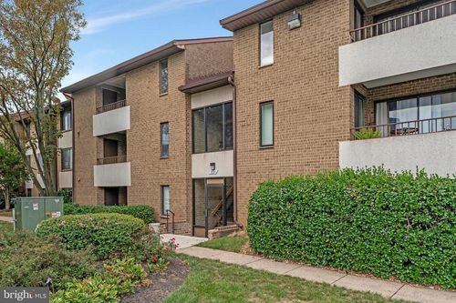 apt-204-531 Florida Ave, HERNDON, VA, 20170-4923 | Card Image