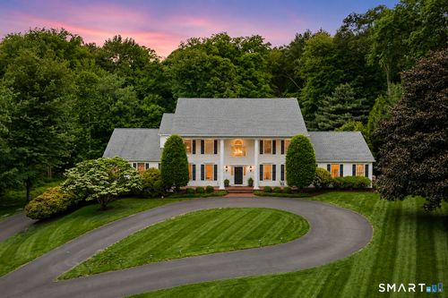 73 Foggwood Cir, Fairfield, CT, 06824-1685 | Card Image