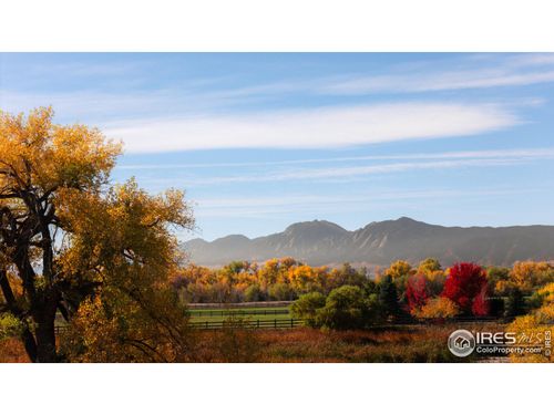 5196 Oxford Rd, Longmont, CO, 80503 | Card Image