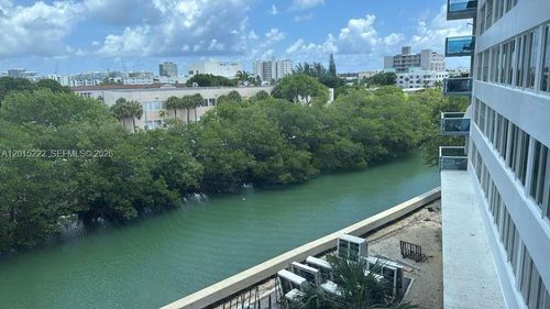 4g-7441 Wayne Ave, Miami Beach, FL, 33141-2542 | Card Image